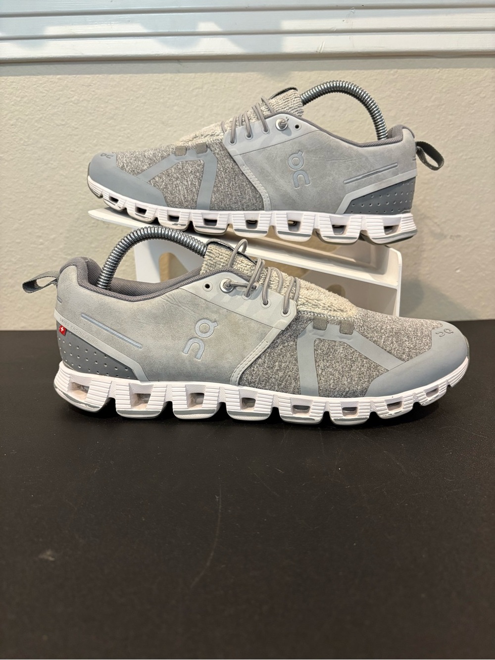 On Cloud 5 Terry Womens 10.5 Grey Running Shoes Sneakers 59.98911 Athletic